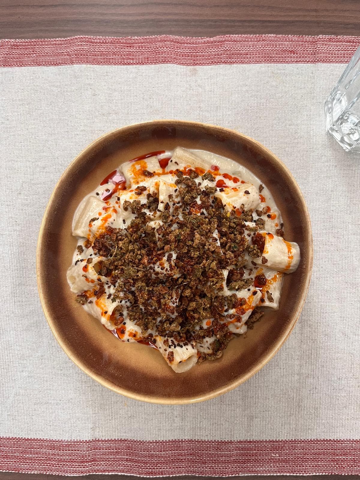 Rigatoni met Bloemkool Gorgonzola Saus en Zelfgemaakte Panko