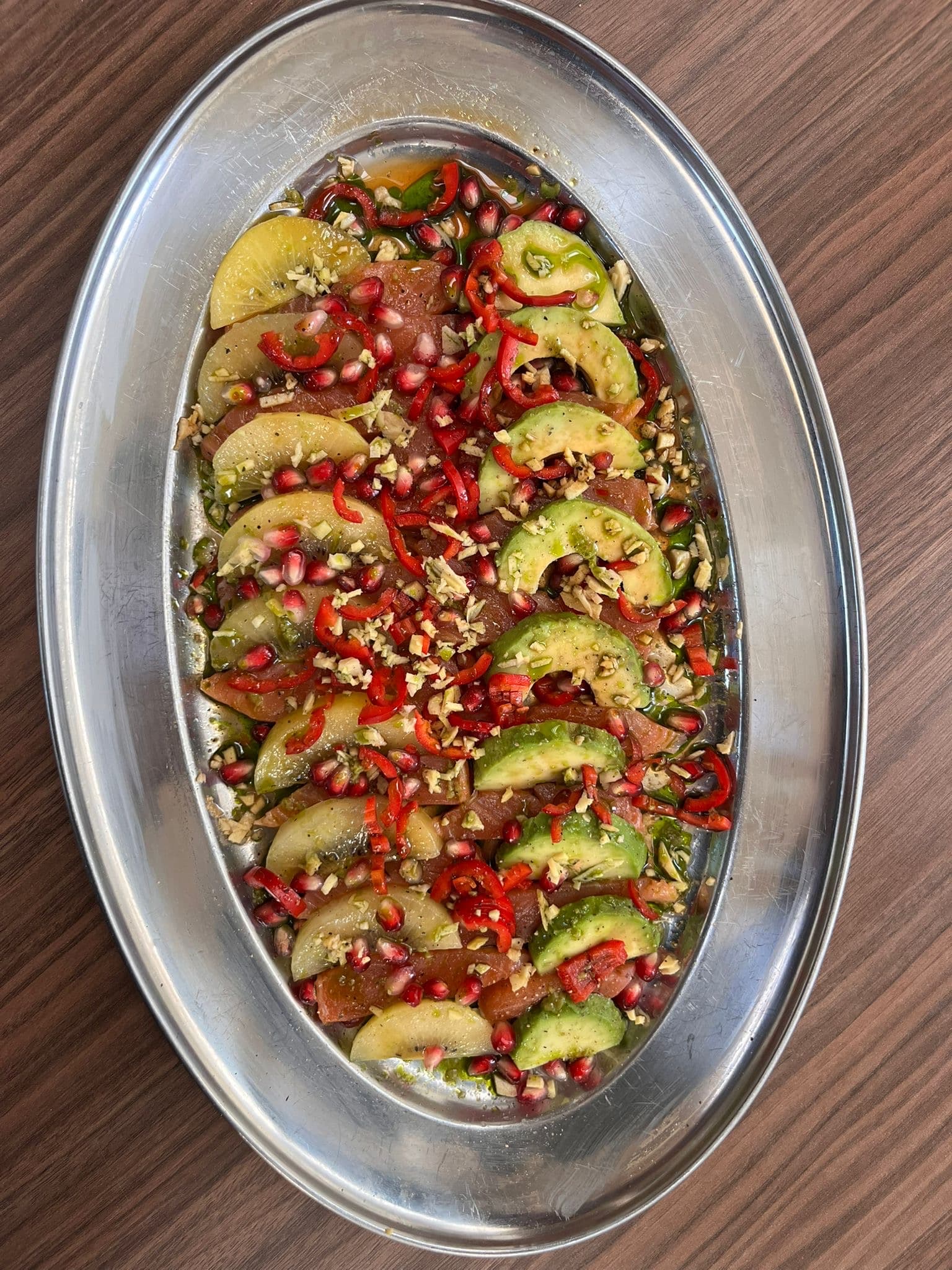 Zalm Ceviche met Kiwi, Granaatappel & Avocado